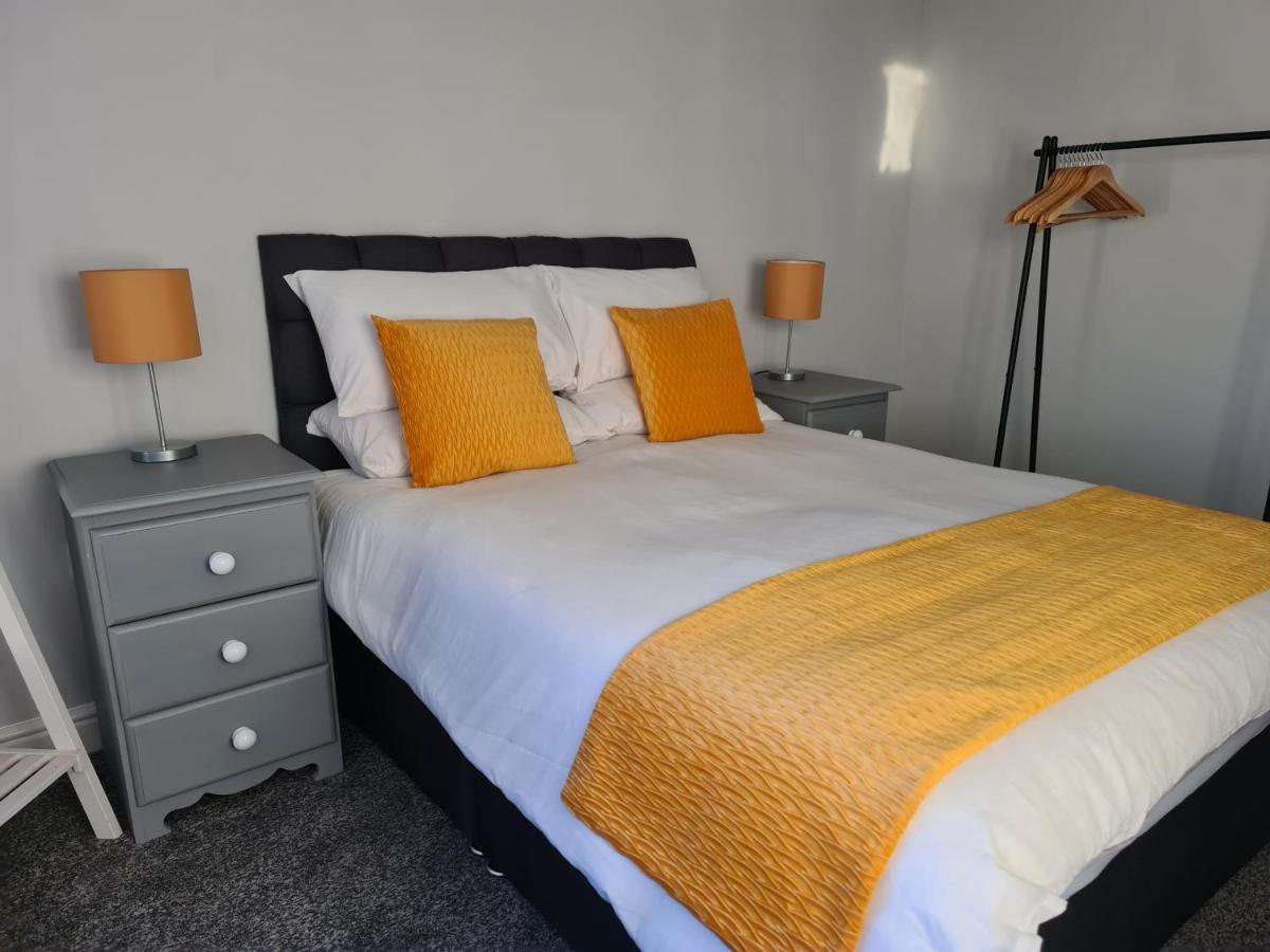 Whole House - 4 Bedrooms - Parking - Sleeps 8 Birmingham Eksteriør billede